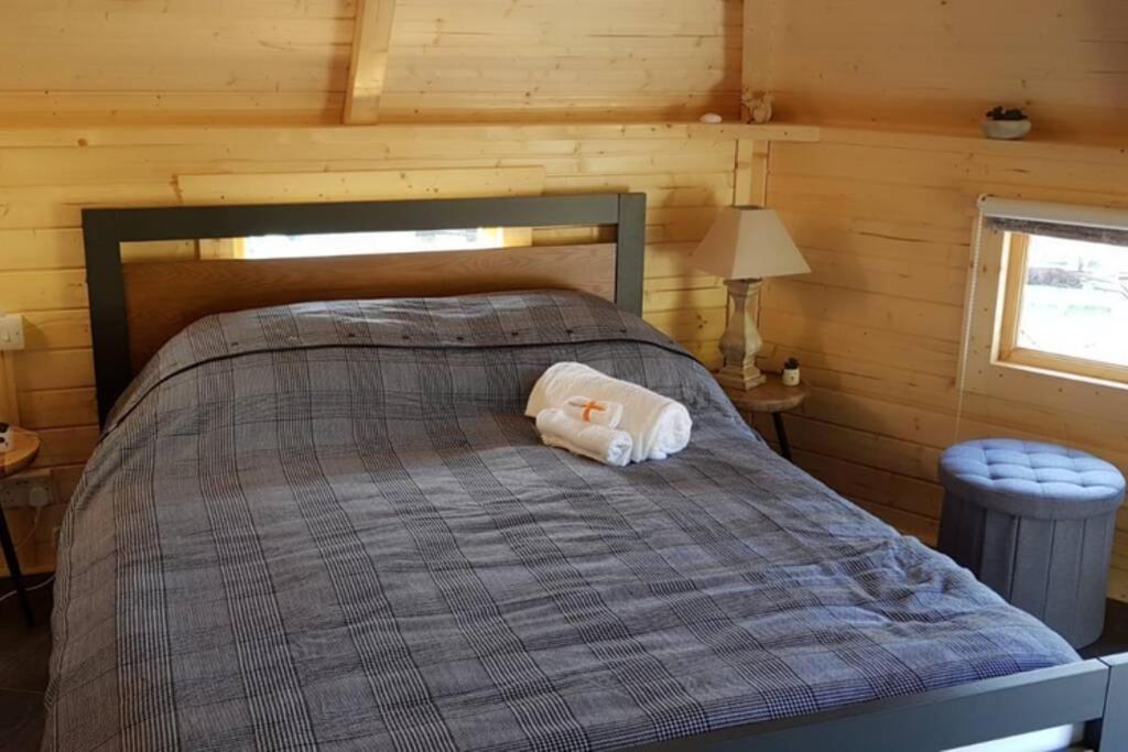 Unique Luxury Cabin 因弗内斯 外观 照片